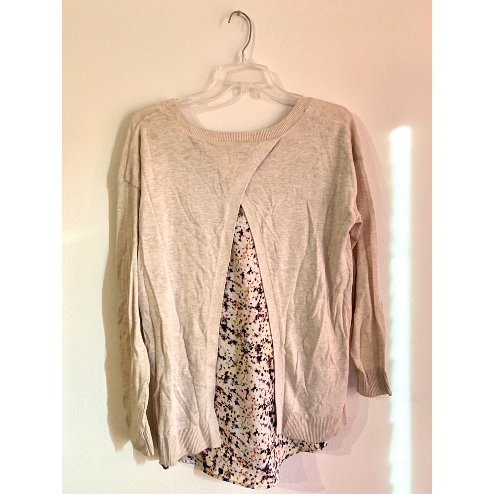 💕Sweater with Open Back Detail